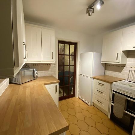 Serene 4Br In Harborne Close To Qe Hospital, Harborne Centre Birmingham Buitenkant foto