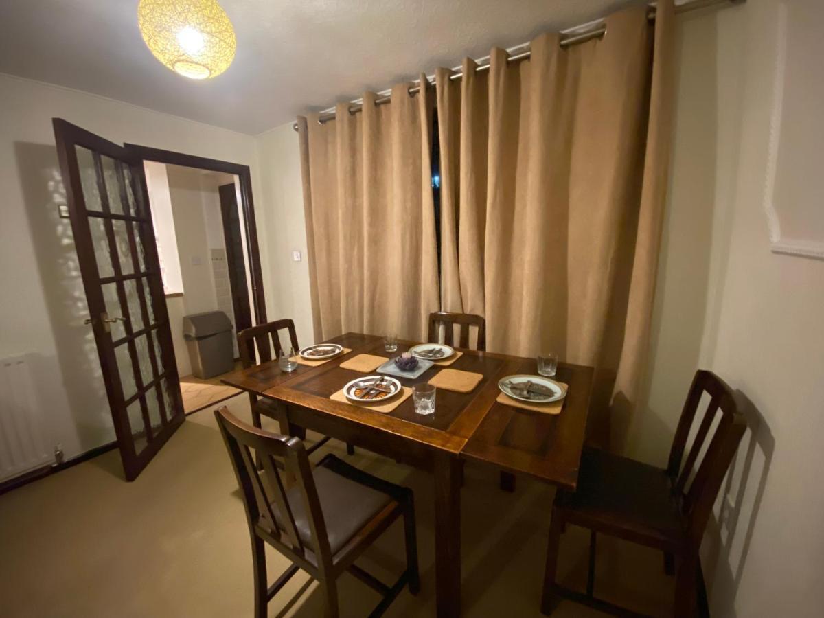 Serene 4Br In Harborne Close To Qe Hospital, Harborne Centre Birmingham Buitenkant foto