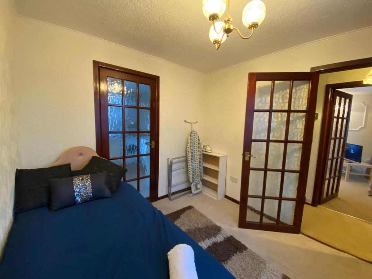 Serene 4Br In Harborne Close To Qe Hospital, Harborne Centre Birmingham Buitenkant foto