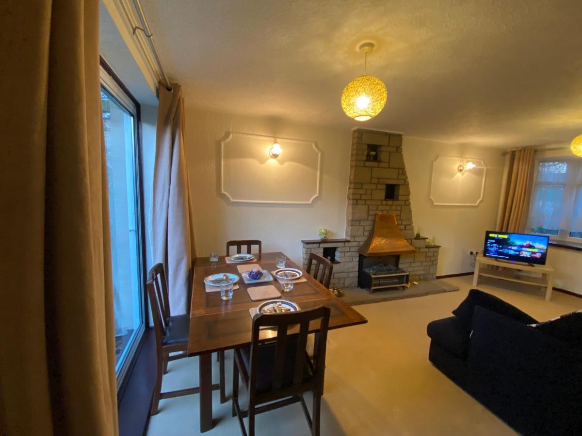Serene 4Br In Harborne Close To Qe Hospital, Harborne Centre Birmingham Buitenkant foto