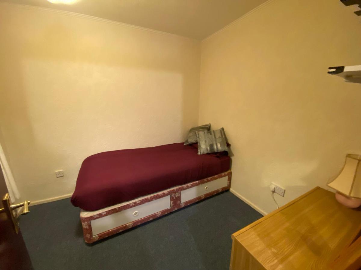 Serene 4Br In Harborne Close To Qe Hospital, Harborne Centre Birmingham Buitenkant foto