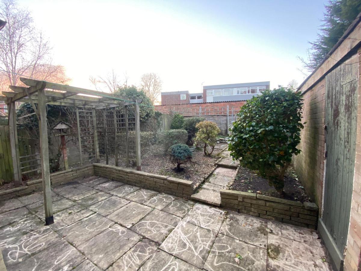 Serene 4Br In Harborne Close To Qe Hospital, Harborne Centre Birmingham Buitenkant foto