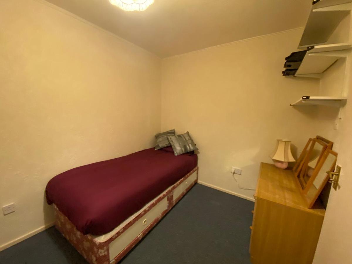Serene 4Br In Harborne Close To Qe Hospital, Harborne Centre Birmingham Buitenkant foto