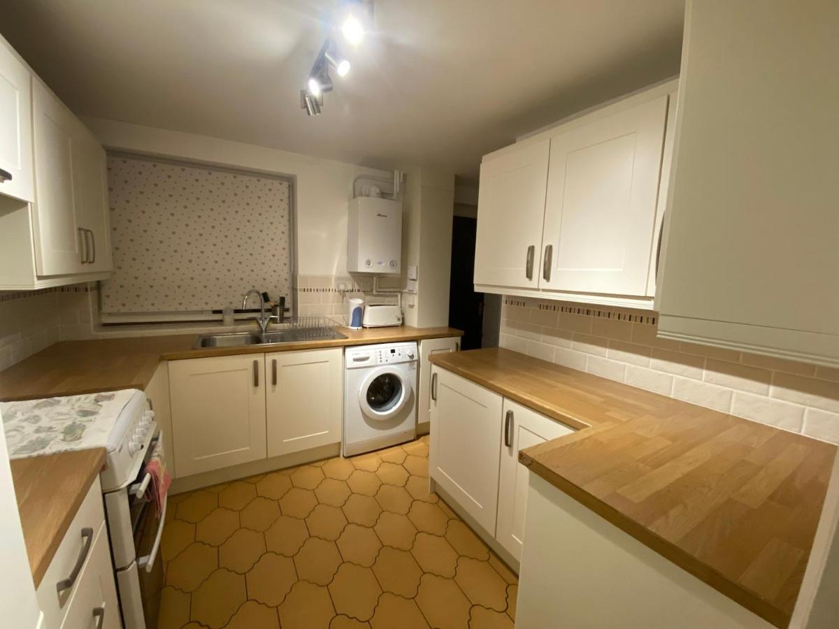 Serene 4Br In Harborne Close To Qe Hospital, Harborne Centre Birmingham Buitenkant foto